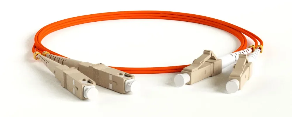 Шнур оптический соединительный QTECH ШО-SC/UPC-LC/UPC-BB3-1M